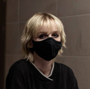 Meet your Posher, Chloe